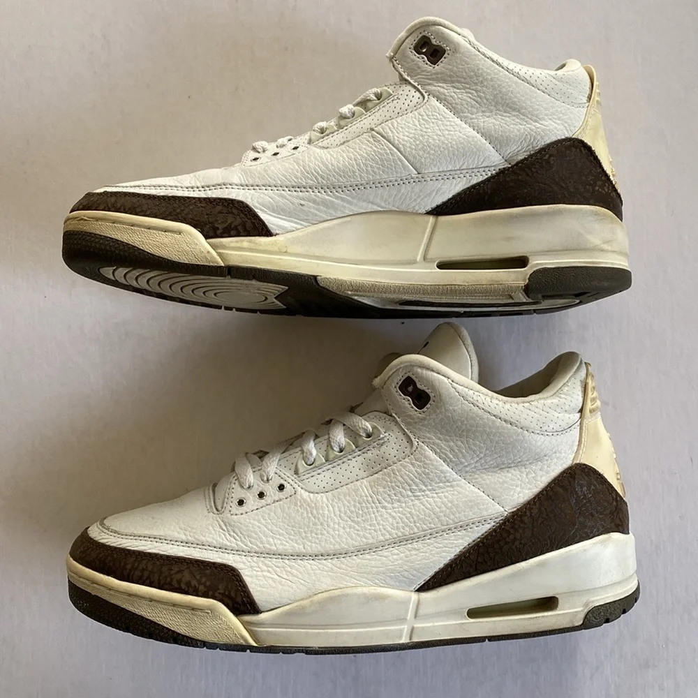NIKE Air Jordan 3 Retro OG White / Dark Mocha #136064-121 Vintage 2001 Shoes 12